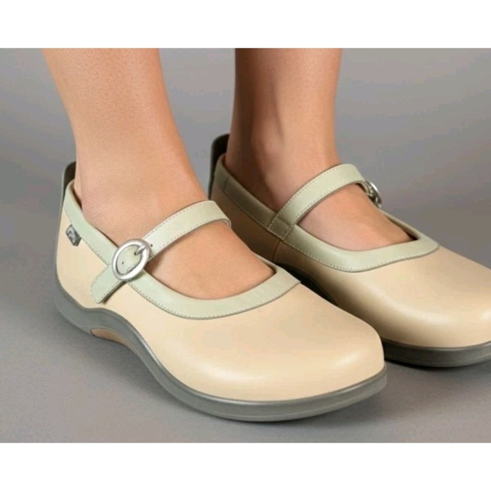 Footprints by Birkenstock Mary‎ Jane Shoes 38 / US 7-7.5, Beige GreenLeather